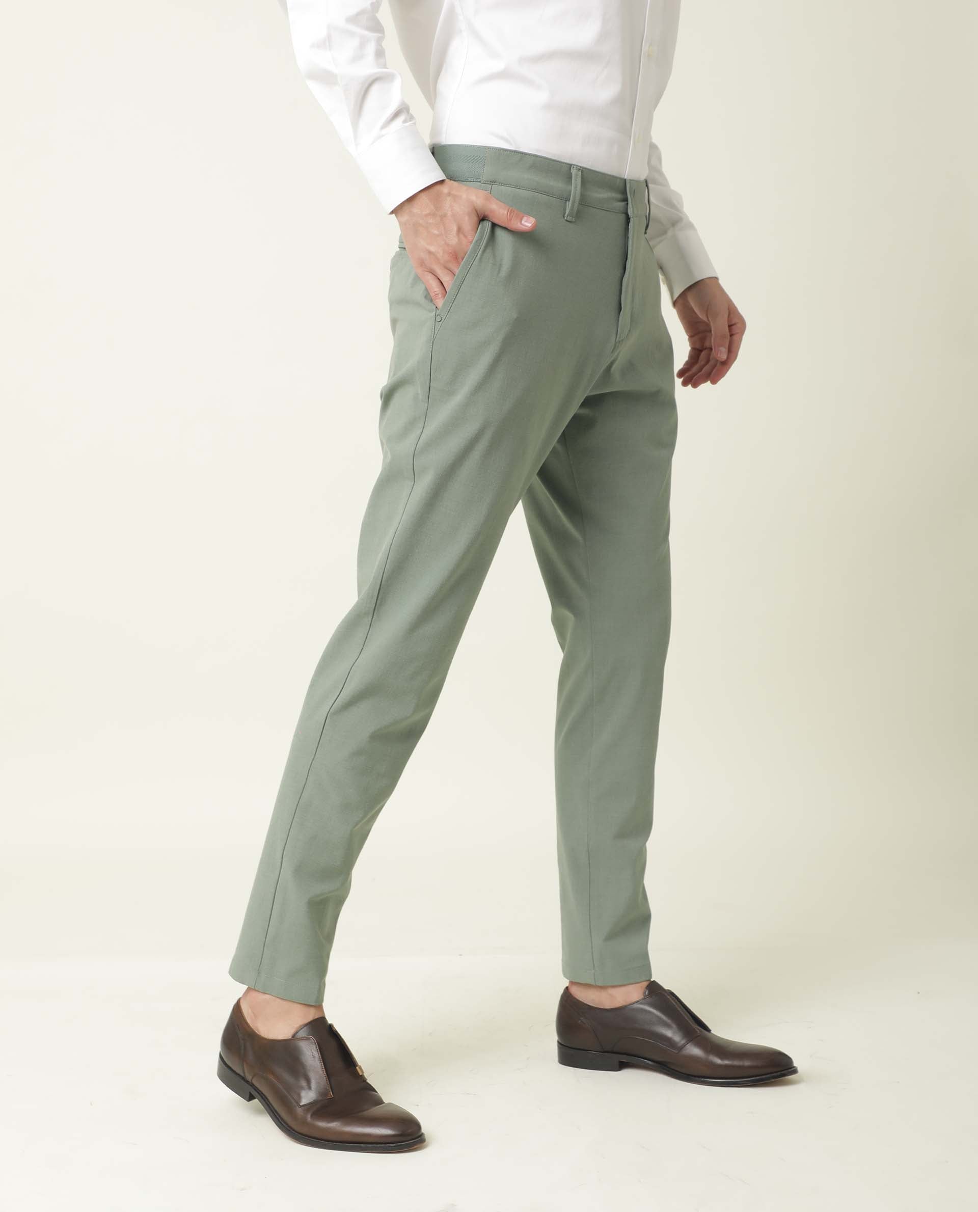 Rare Rabbit Men's Glades Beige Solid Mid-Rise Regular Fit Trousers